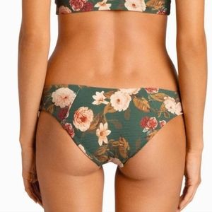 Boys + arrows She's a Lady bottoms